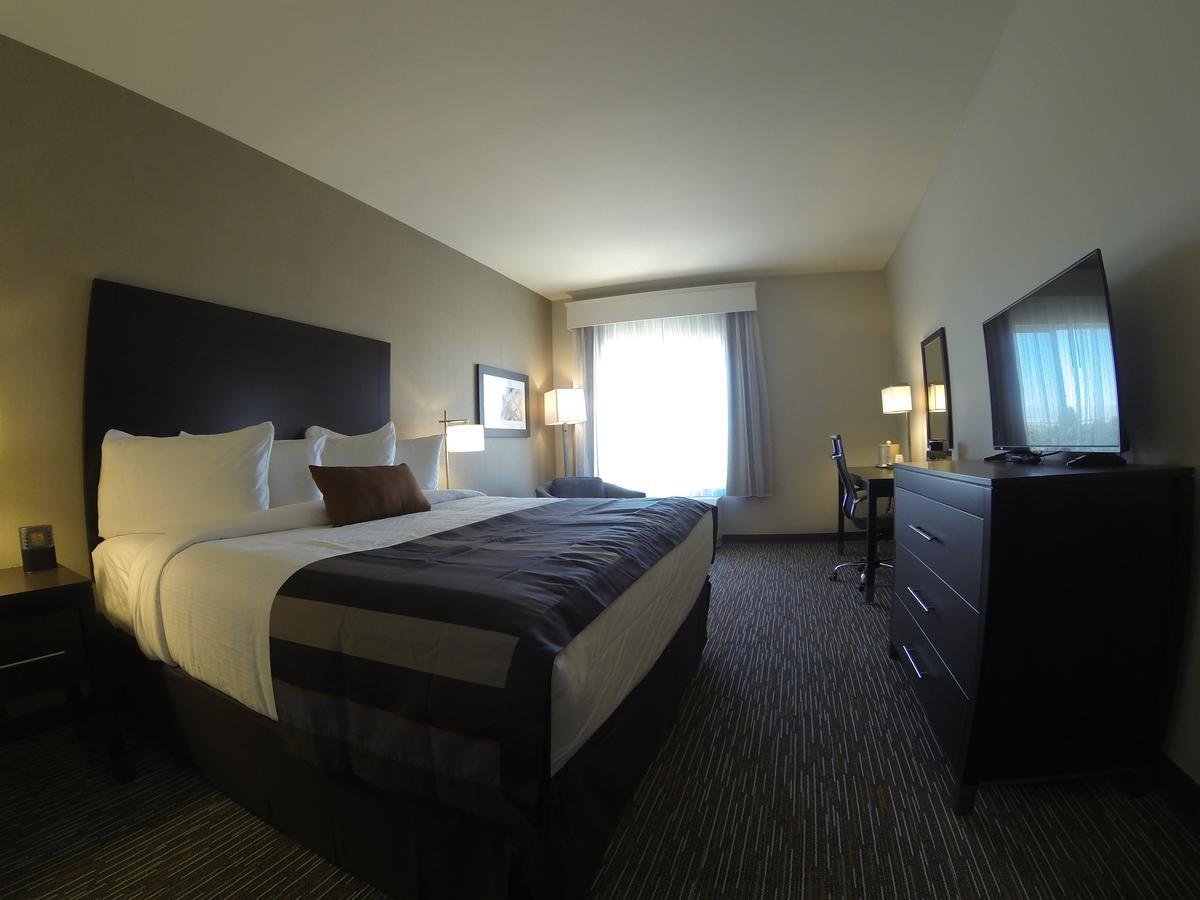 Wingate By Wyndham Loveland Johnstown Экстерьер фото