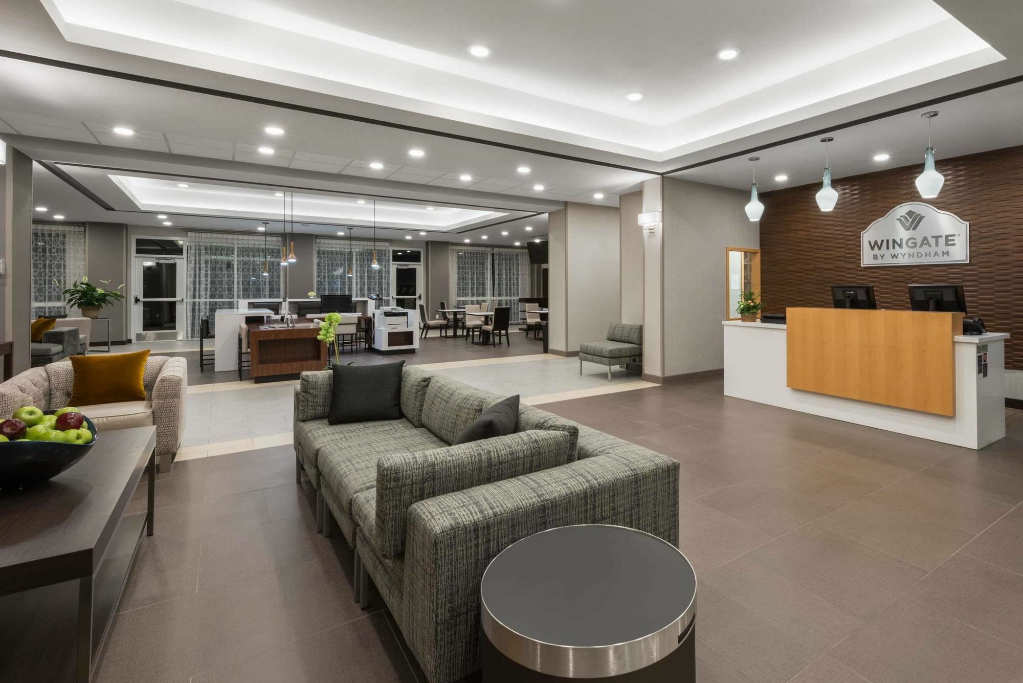 Wingate By Wyndham Loveland Johnstown Экстерьер фото
